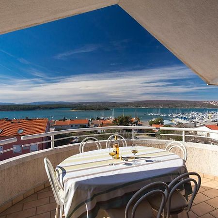 Villa Paradiso Punat Eksteriør billede