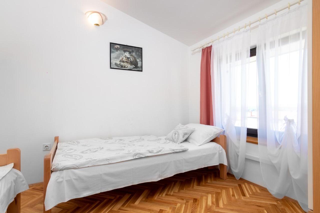 Villa Paradiso Punat Eksteriør billede