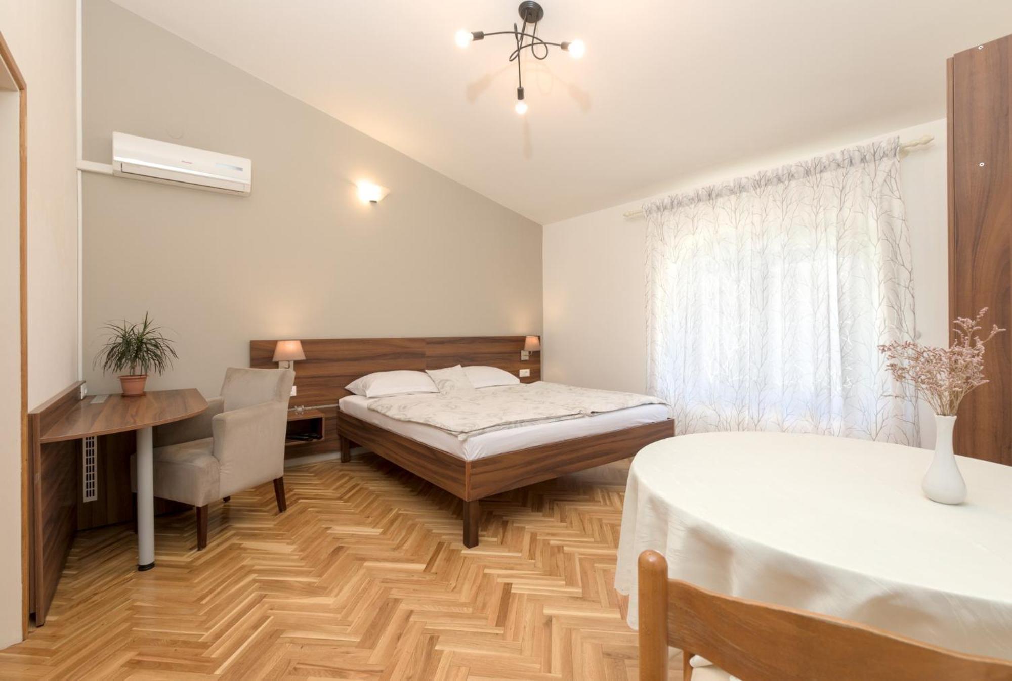 Villa Paradiso Punat Eksteriør billede