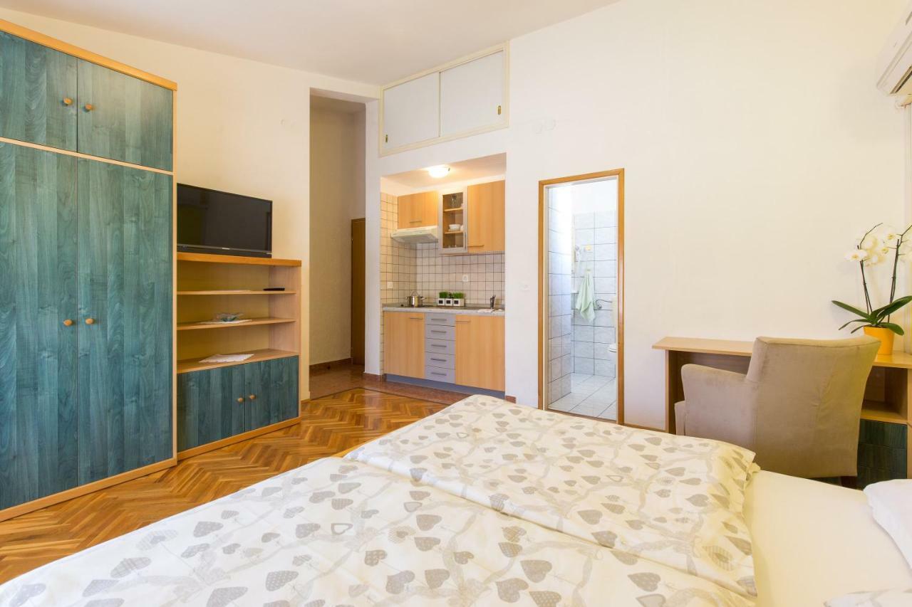 Villa Paradiso Punat Eksteriør billede