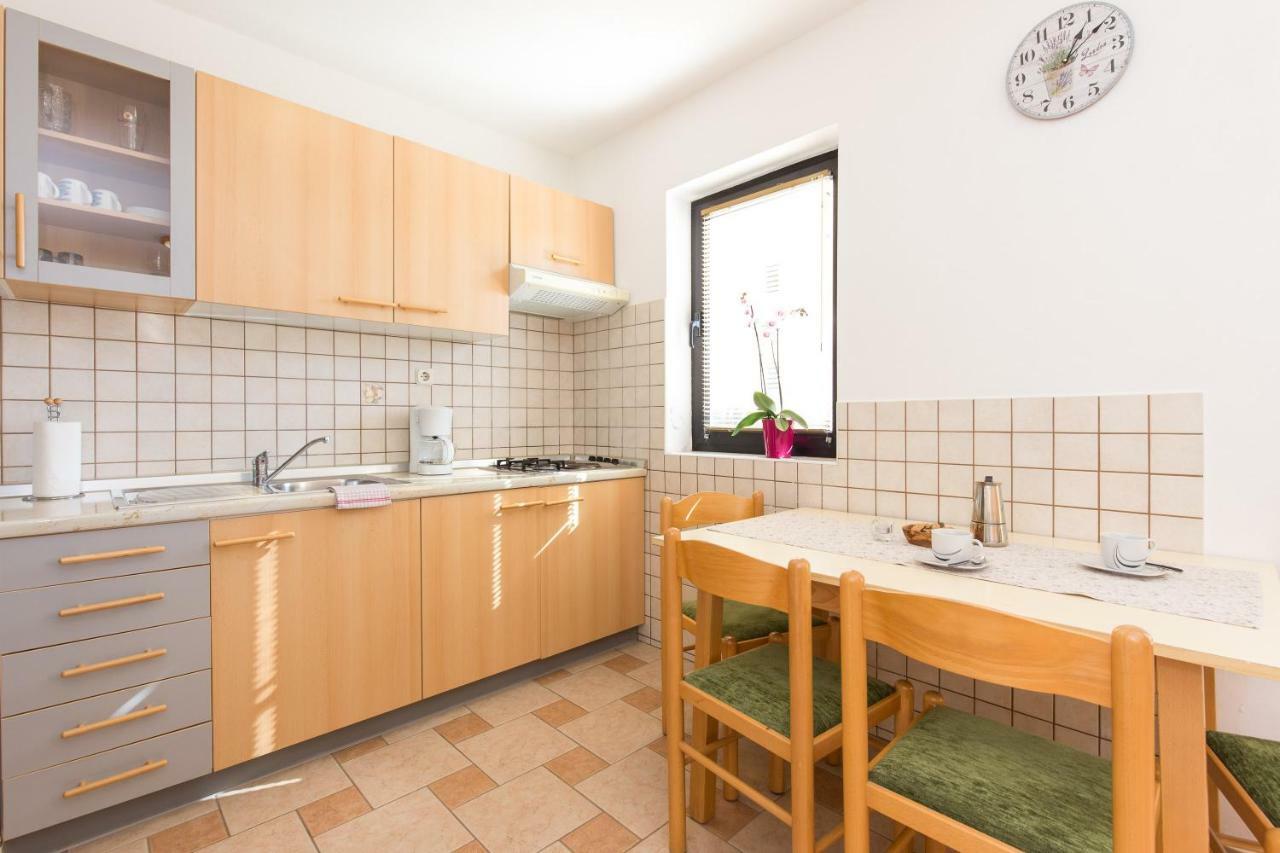 Villa Paradiso Punat Eksteriør billede