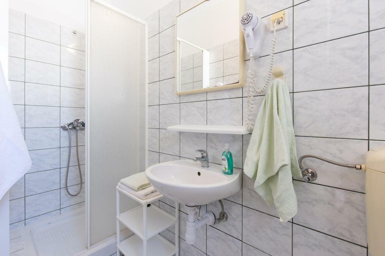 Villa Paradiso Punat Eksteriør billede